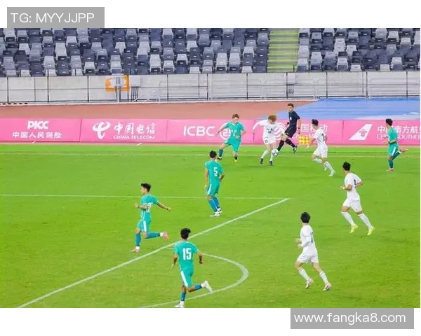 喀麦隆U20与乌干达U20激战正酣争夺青年足球赛晋级资格